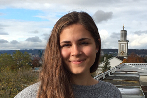  Zoe Bernasconi